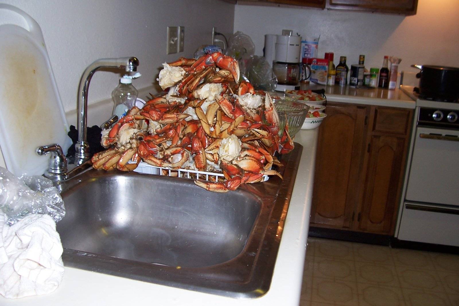 Alaska Crab Dinner 2007.JPG